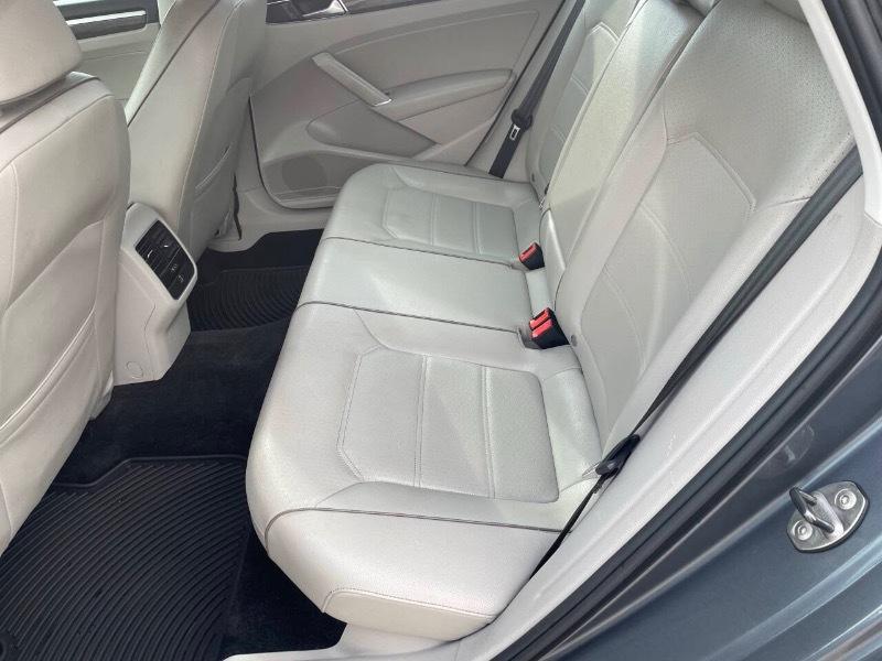 Volkswagen Passat SE 6A 2016