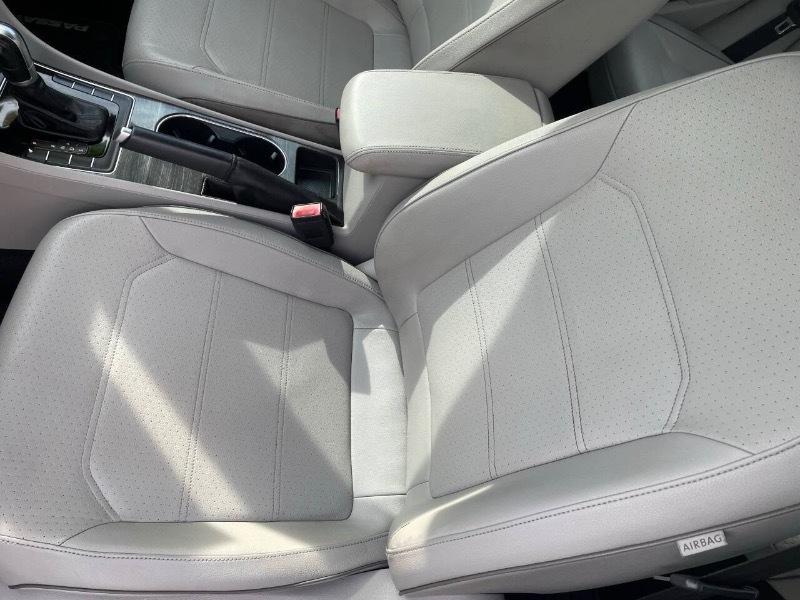 Volkswagen Passat SE 6A 2016