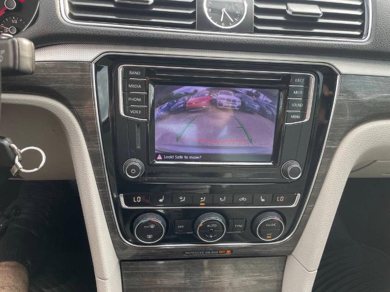 Volkswagen Passat SE 6A 2016
