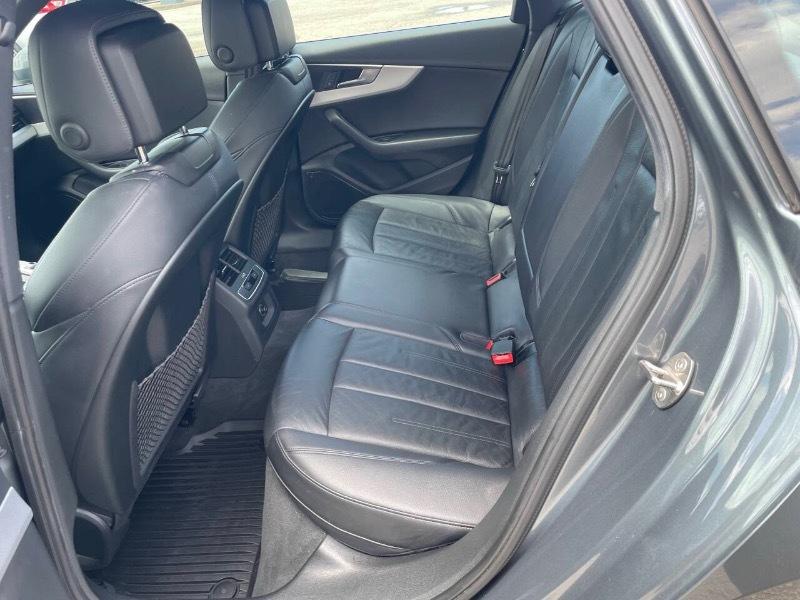 Audi A4 2.0T Premium Sedan 2017