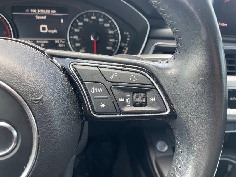 Audi A4 2.0T Premium Sedan 2017