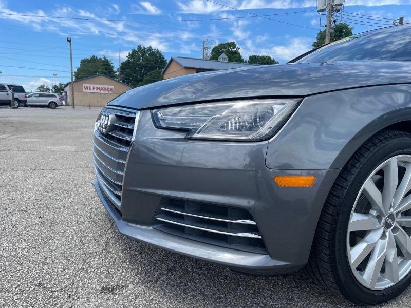 Audi A4 2.0T Premium Sedan 2017