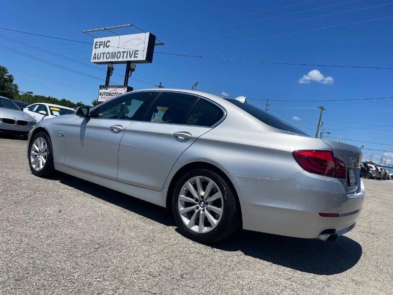 BMW 5-Series 528i xDrive 2013