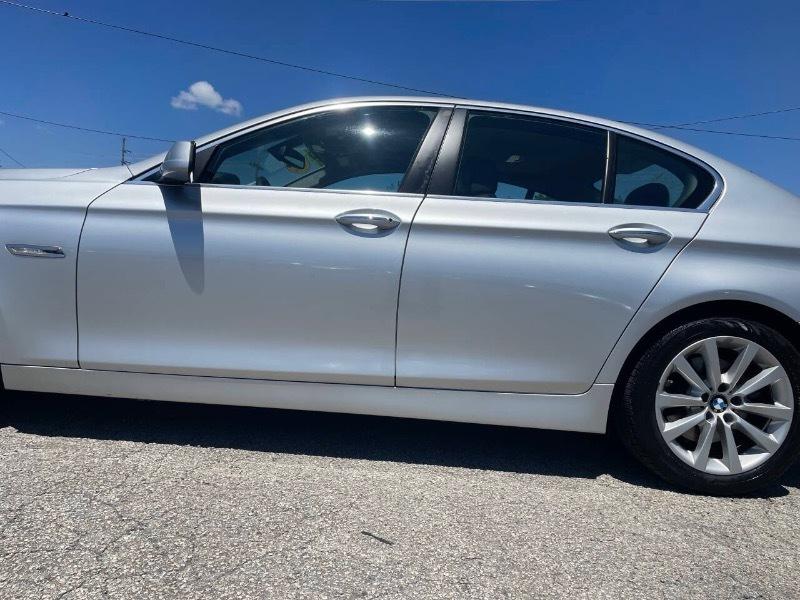 BMW 5-Series 528i xDrive 2013