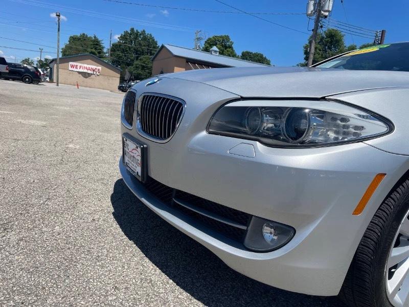 BMW 5-Series 528i xDrive 2013