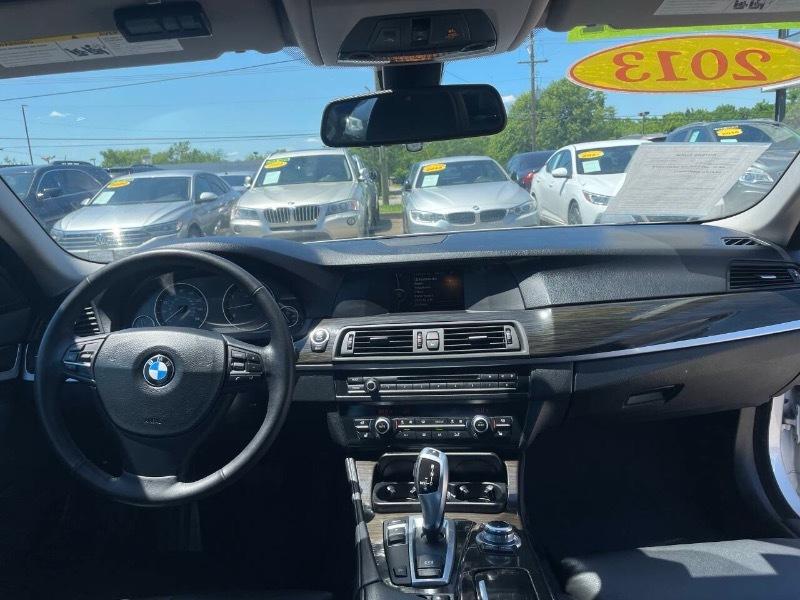 BMW 5-Series 528i xDrive 2013