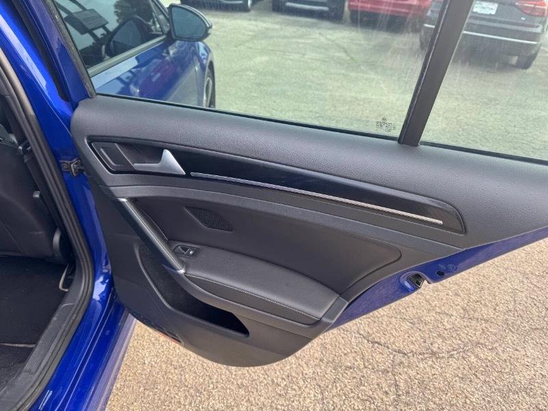 Volkswagen Golf R Base 2016