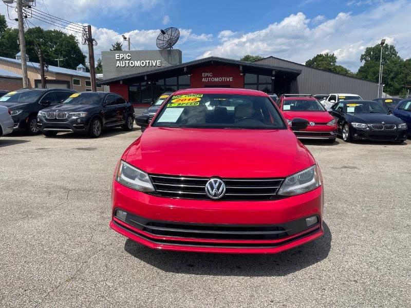 Volkswagen Jetta SE 5M 2016
