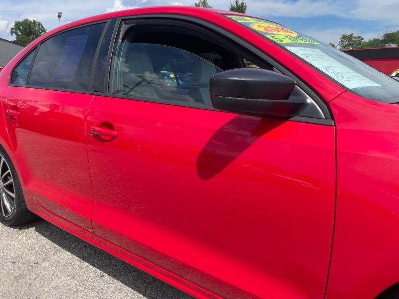 Volkswagen Jetta SE 5M 2016