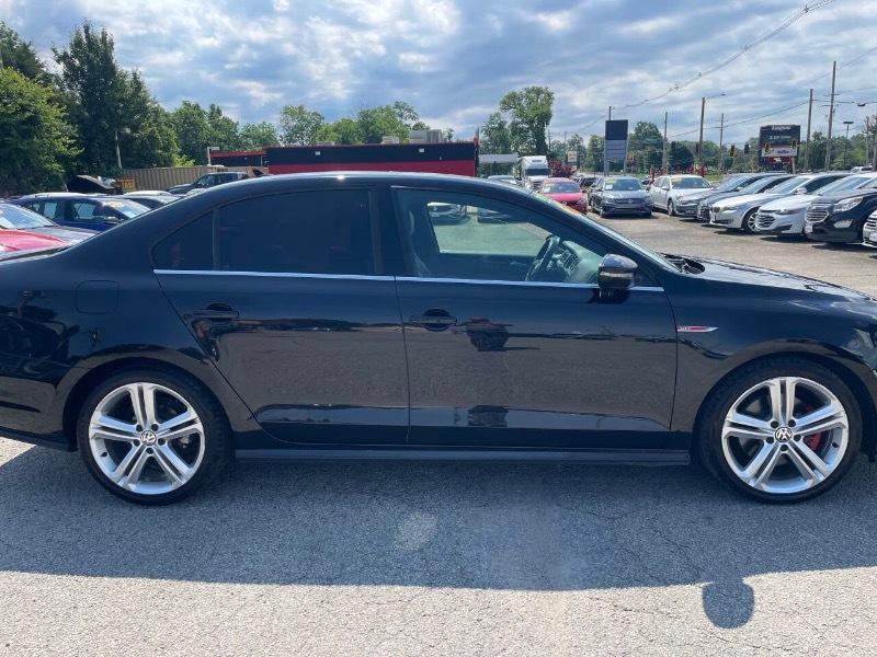 Volkswagen Jetta 2.0T GLI 6A 2017