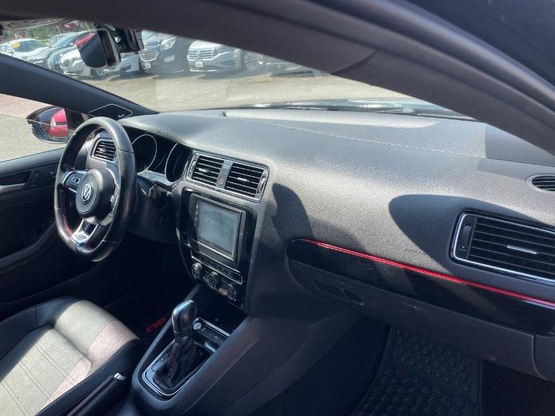 Volkswagen Jetta 2.0T GLI 6A 2017