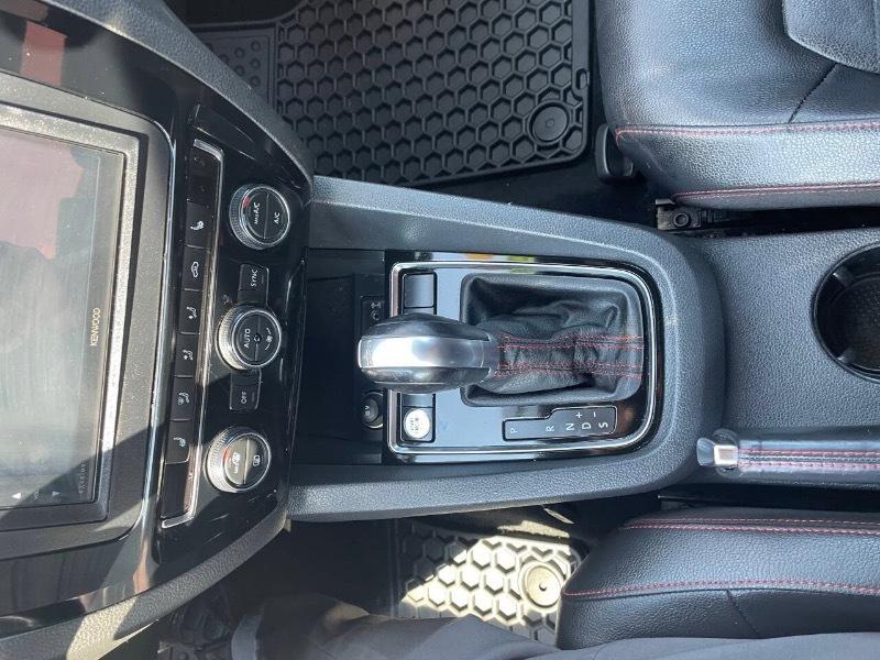 Volkswagen Jetta 2.0T GLI 6A 2017