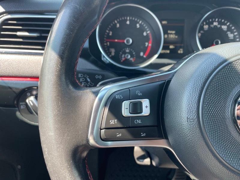 Volkswagen Jetta 2.0T GLI 6A 2017