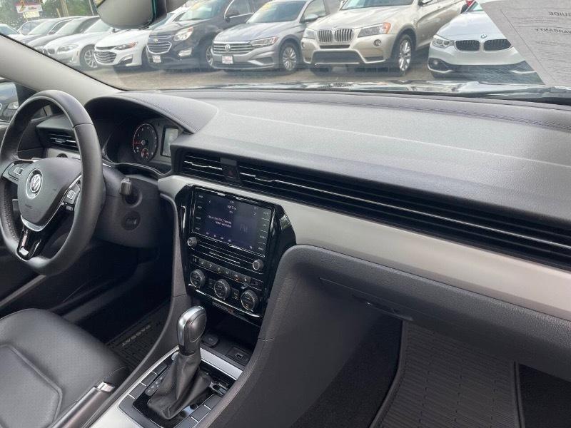 Volkswagen Passat SE 2022