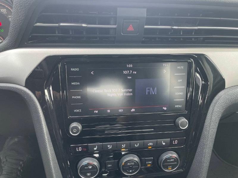 Volkswagen Passat SE 2022