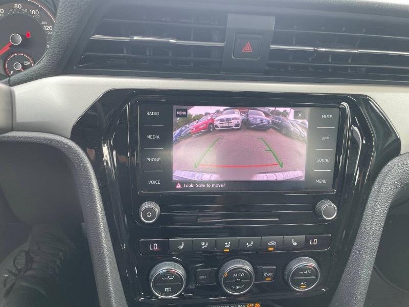 Volkswagen Passat SE 2022