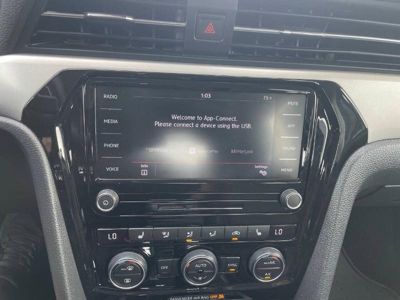 Volkswagen Passat SE 2022