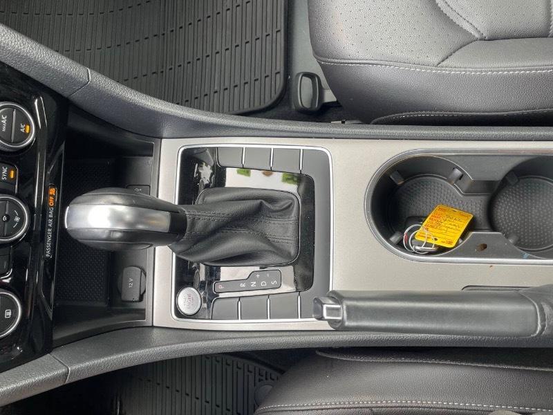 Volkswagen Passat SE 2022