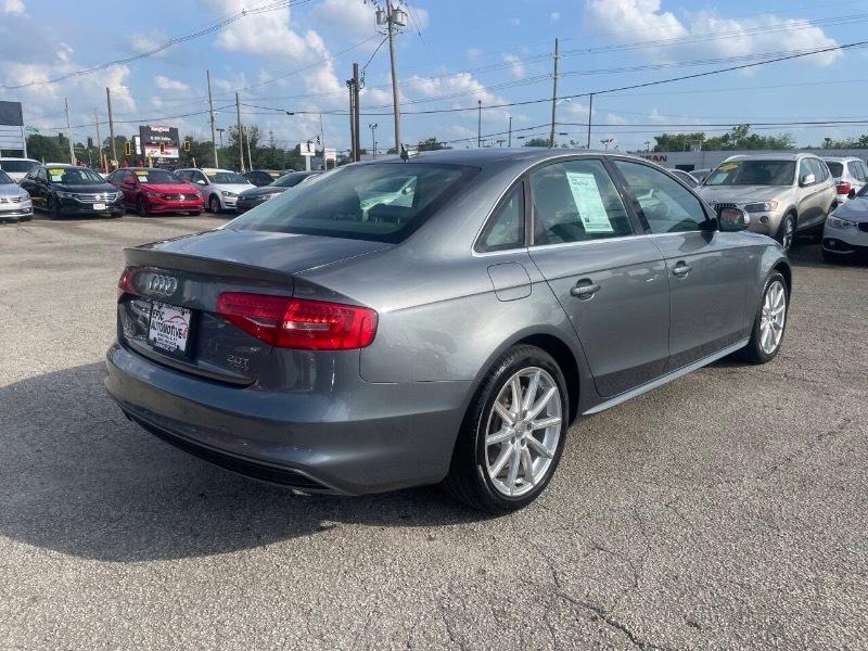 Audi A4 2.0T Premium Plus quattro Sedan AWD 8A 2016