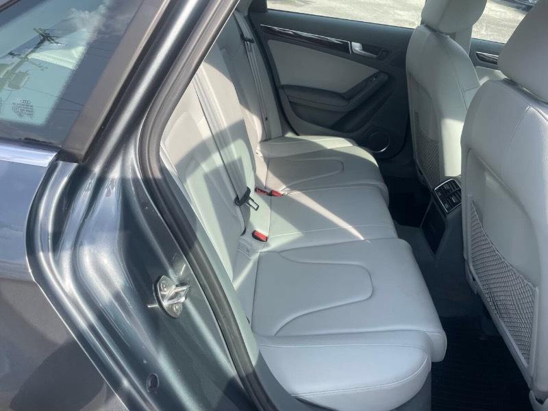 Audi A4 2.0T Premium Plus quattro Sedan AWD 8A 2016