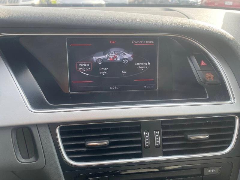 Audi A4 2.0T Premium Plus quattro Sedan AWD 8A 2016