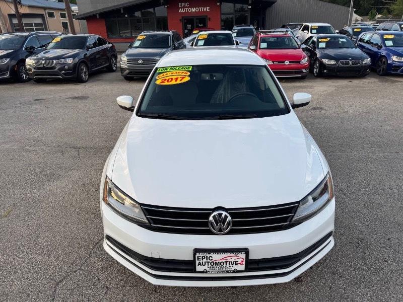 Volkswagen Jetta 1.4T S 6A 2017