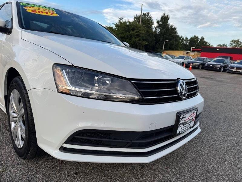 Volkswagen Jetta 1.4T S 6A 2017