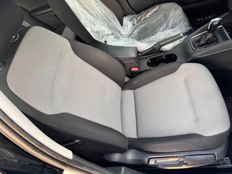 Volkswagen Jetta 1.4T S 6A 2017