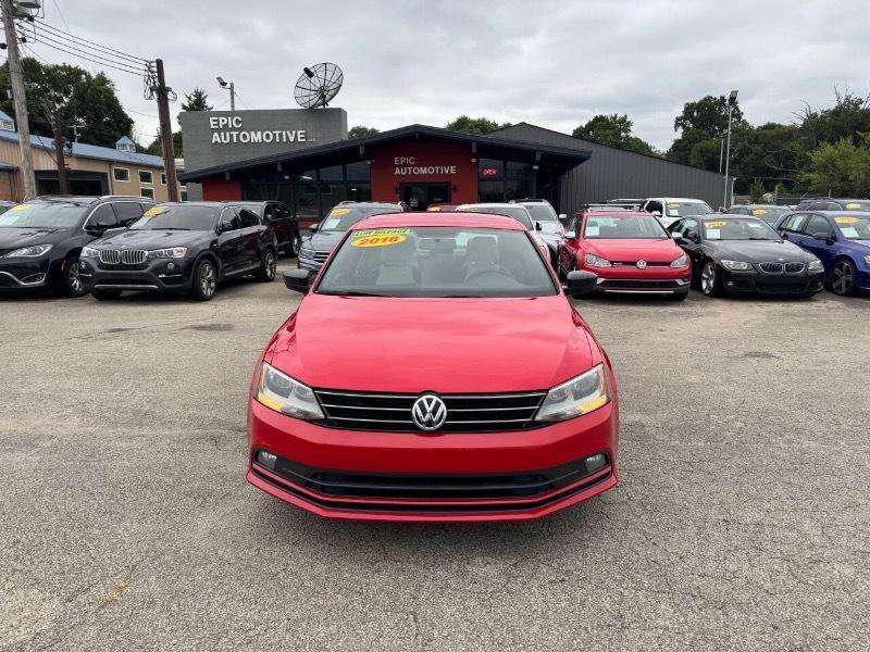 Volkswagen Jetta SE 6A 2016