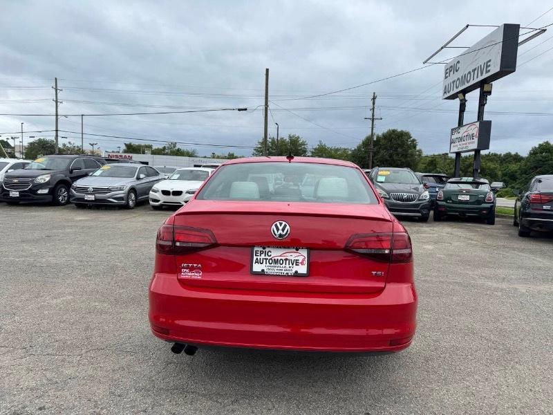 Volkswagen Jetta SE 6A 2016