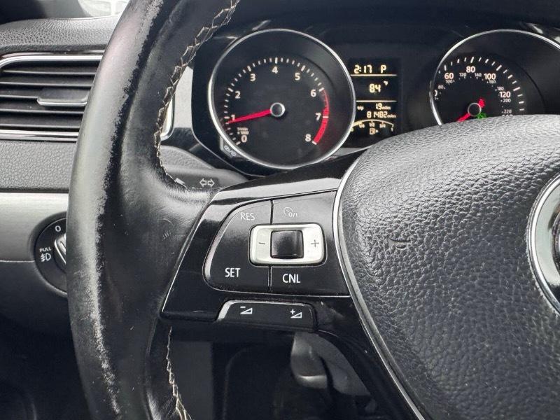 Volkswagen Jetta SE 6A 2016