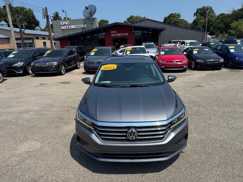Volkswagen Passat SE 2021