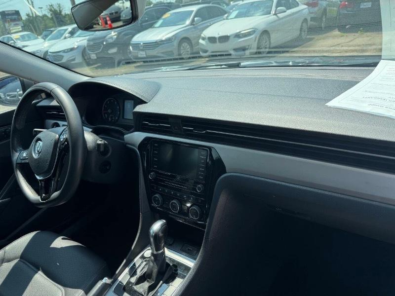 Volkswagen Passat SE 2021