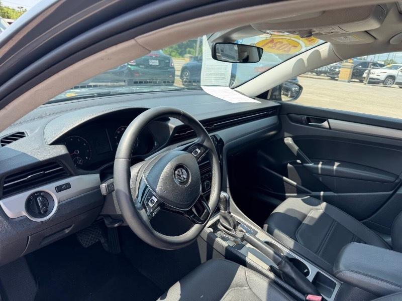 Volkswagen Passat SE 2021