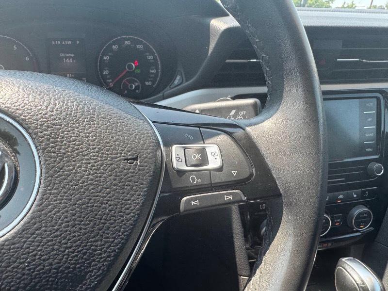 Volkswagen Passat SE 2021