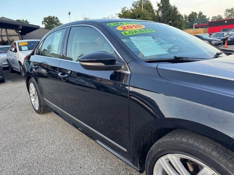 Volkswagen Passat SEL Premium PZEV 6A 2016