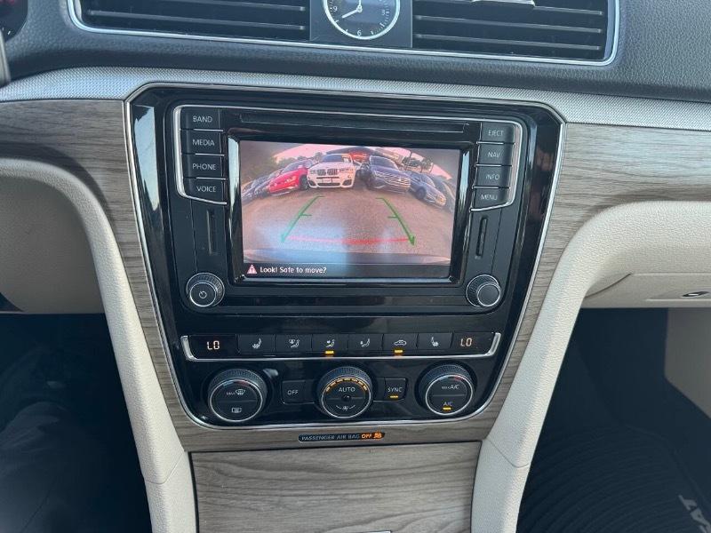 Volkswagen Passat SEL Premium PZEV 6A 2016