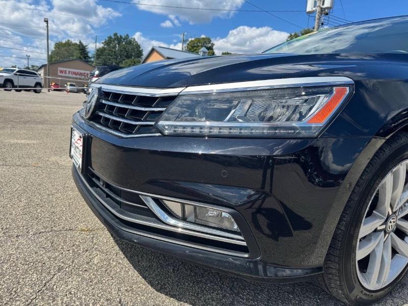 Volkswagen Passat SEL Premium 6A 2017