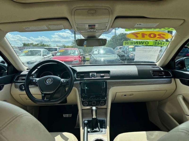 Volkswagen Passat SEL Premium 6A 2017