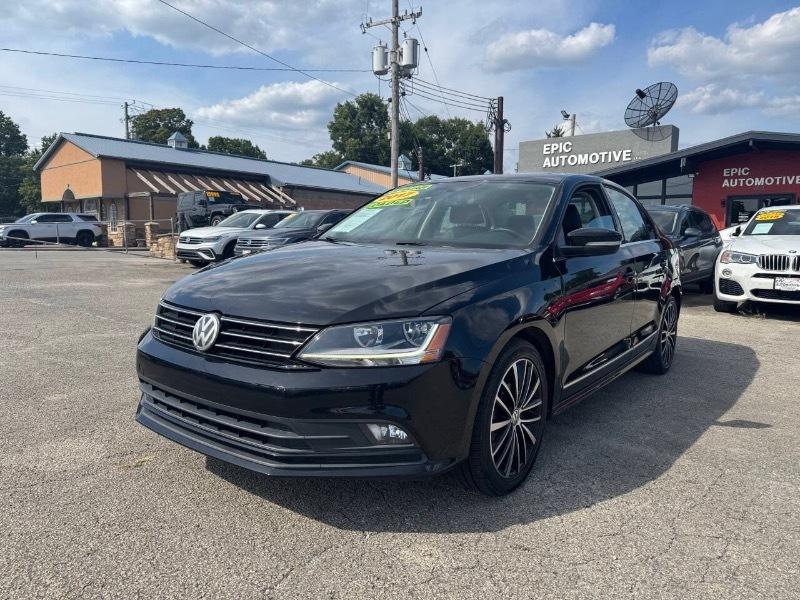 Volkswagen Jetta 1.8T SEL 6A 2017