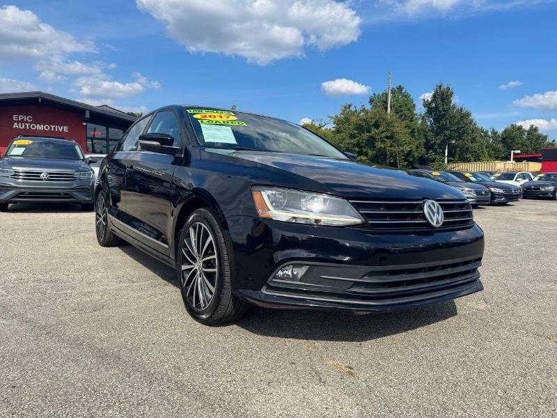 Volkswagen Jetta 1.8T SEL 6A 2017