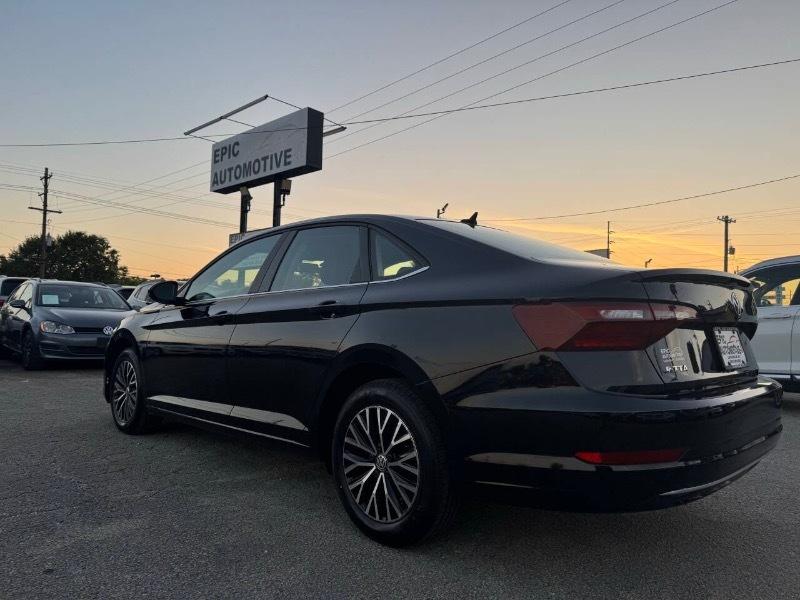 Volkswagen Jetta 1.4T S 8A 2020