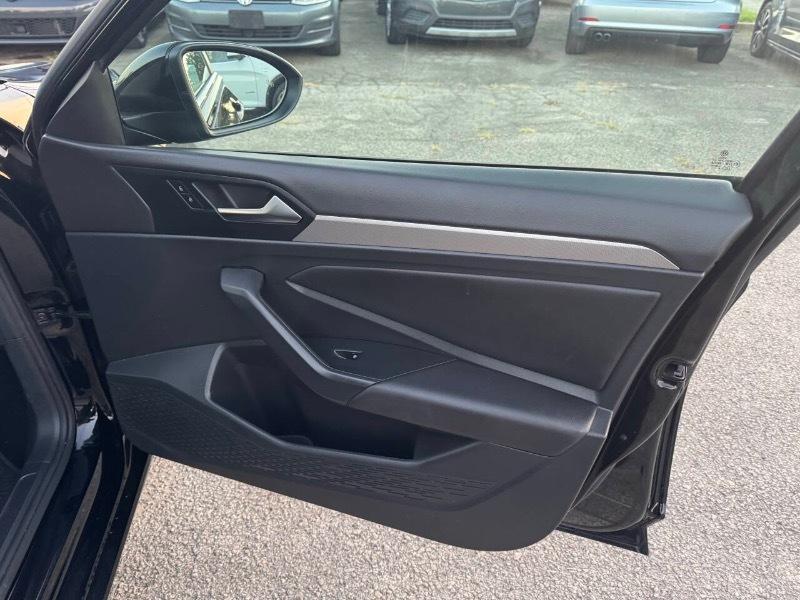 Volkswagen Jetta 1.4T S 8A 2020