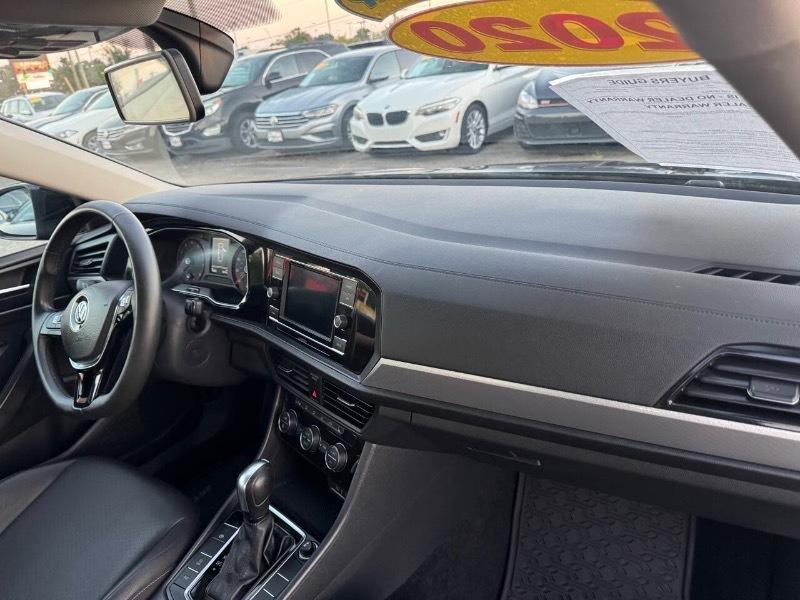 Volkswagen Jetta 1.4T S 8A 2020