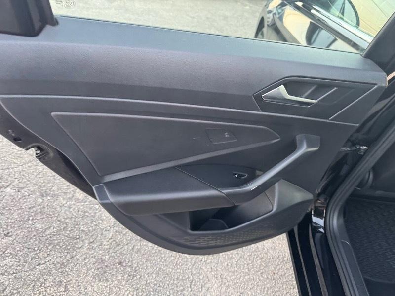 Volkswagen Jetta 1.4T S 8A 2020