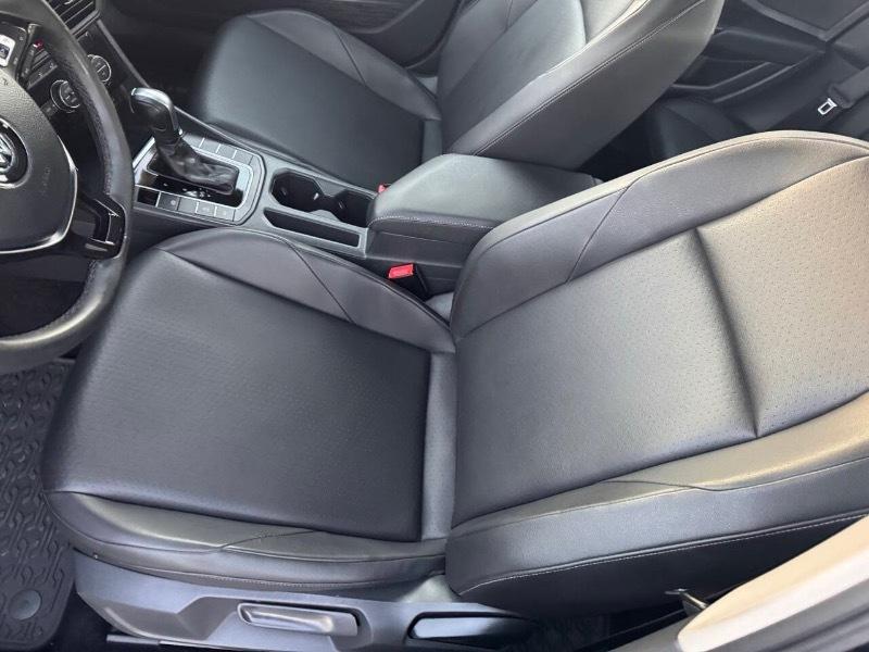 Volkswagen Jetta 1.4T S 8A 2020