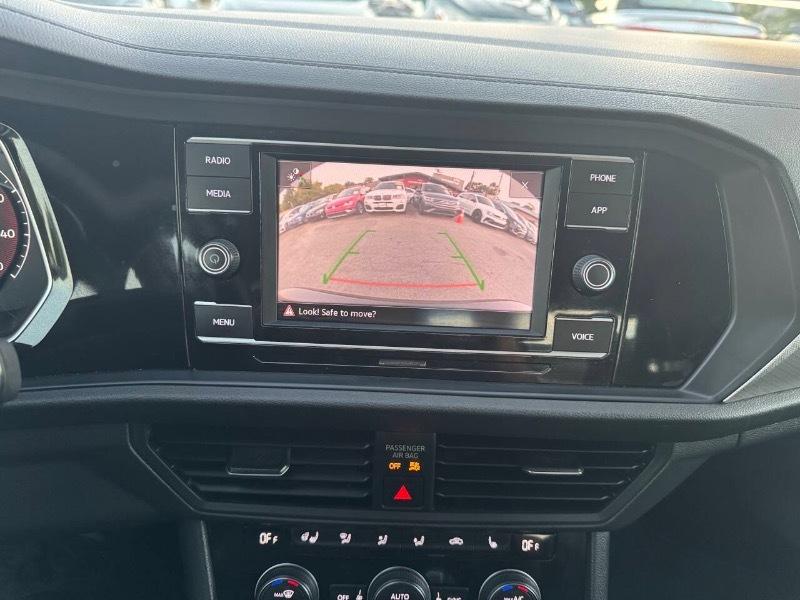 Volkswagen Jetta 1.4T S 8A 2020