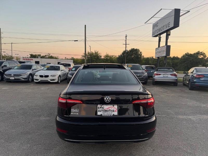Volkswagen Jetta 1.4T S 8A 2020