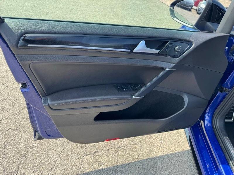 Volkswagen Golf R DCS and Navigation 6M 2018