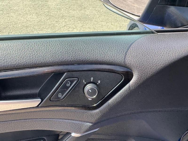 Volkswagen Golf R DCS and Navigation 6M 2018